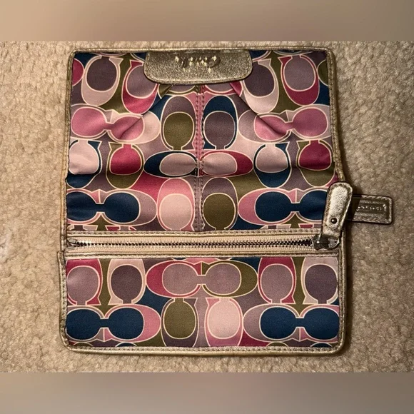 2pc Limited Ed. Coach Multicolor Medium Signature Gallery Scarf Print Satin Tote - Picture 9 of 13